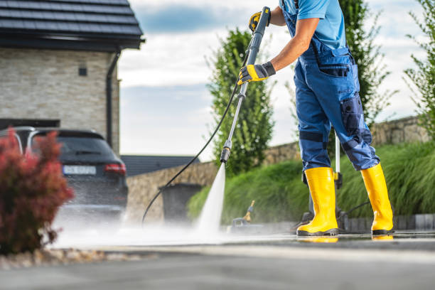 Best Gutter Cleaning  in Atkins, VA